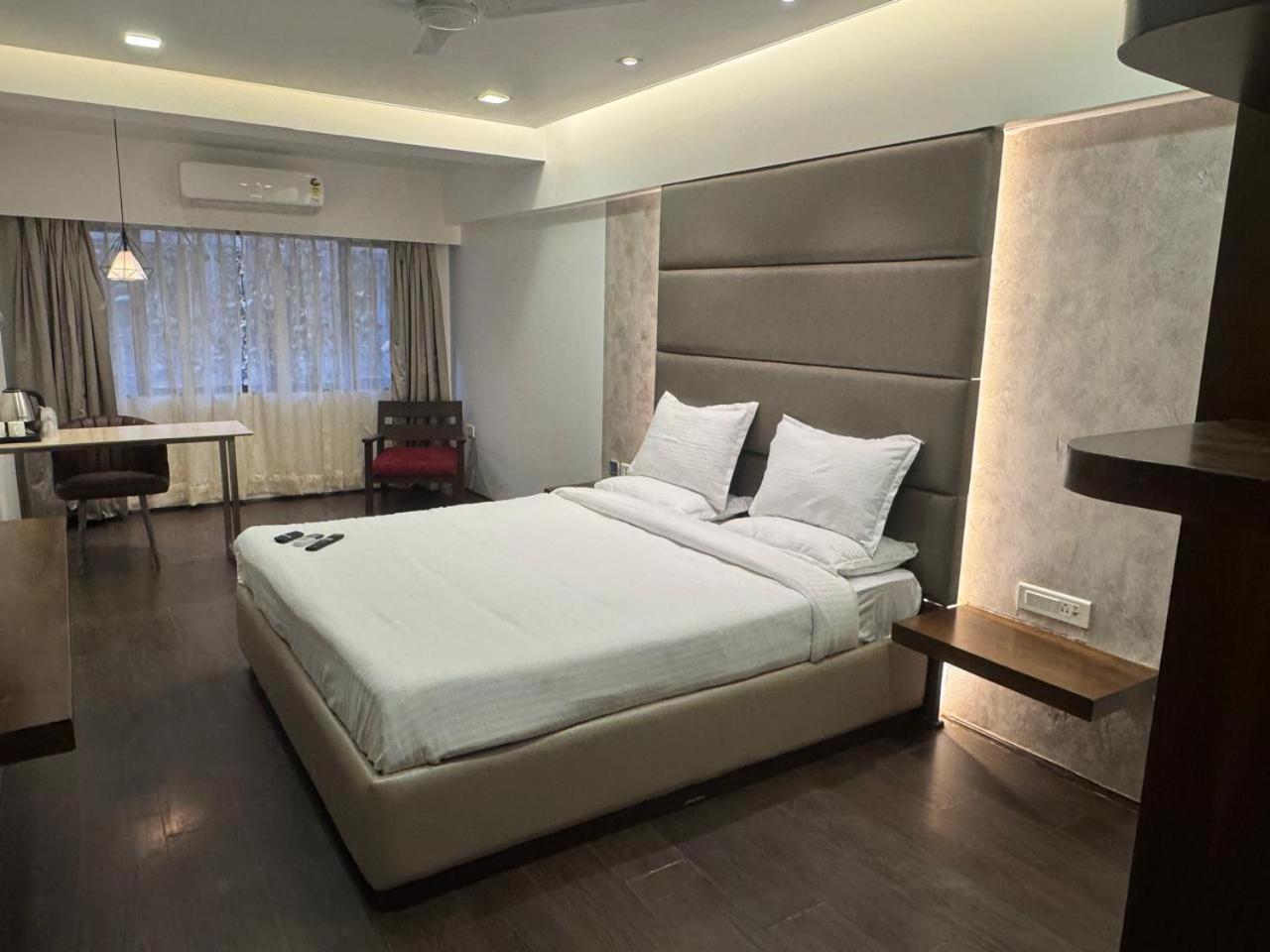 Hotel Dakshin Grandeur Navi Mumbai Exterior foto