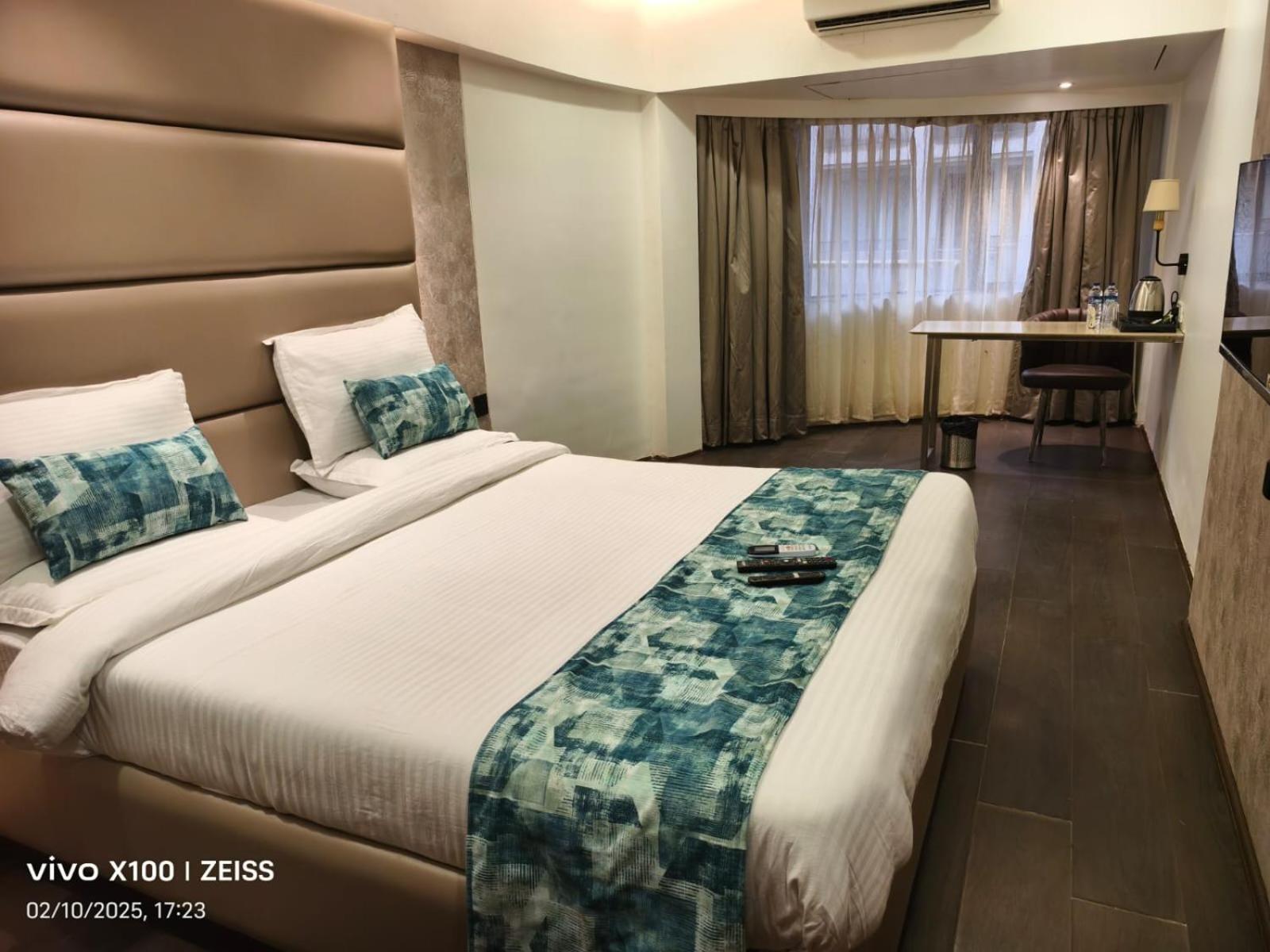 Hotel Dakshin Grandeur Navi Mumbai Exterior foto